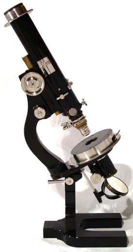 Polarisationsmikroskop R. Fuess Berlin Steglitz # 2640