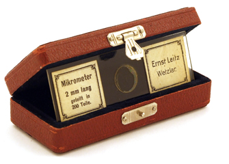 Ernst Leitz Wetzlar, Stativ SY: Mikrometer