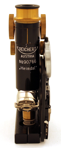Reisemikroskop "Heimdal" nach F.K. Reinsch von C. Reichert, Wien 1929: Zusammengelegt