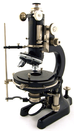 Winkel-Zeiss Mikroskop Nr. 47941 Stativ VI M nach Wülfing