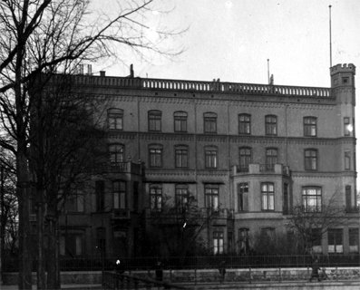 Mineralogisch-petrographisches Institut der Universität Hamburg, Esplanade 1 c; Foto um 1935