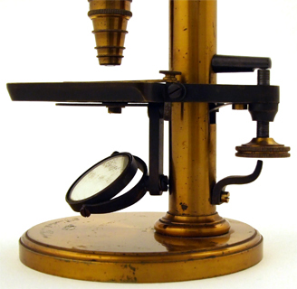 Mikroskop E. Gundlach in Berlin No. 120 Feineinstellung