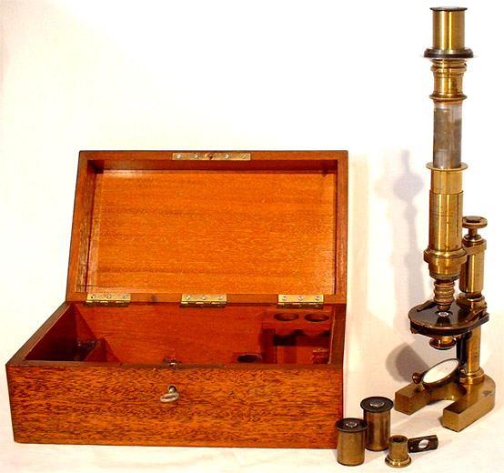 Frühes Polarisationsmikroskop E.Hartnack & Co. mit Zubehör