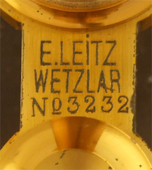 Signatur Mikroskop Leitz # 3232
