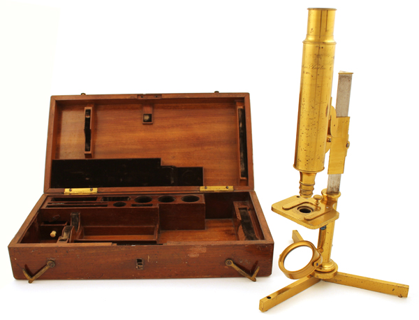 Kleines Stangenmikroskop Schiek in Berlin #229 mit Kasten