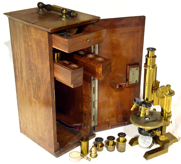 Seibert in Wetzlar Mikroskop Nr. 8773 mit Kasten