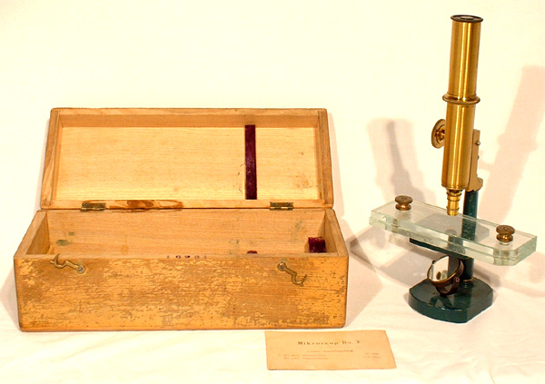 Mikroskop Paul Waechter #16981 mit Kasten