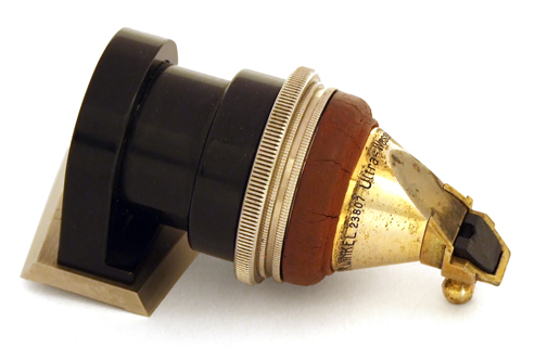 Immersionsultramikroskop Winkel-Zeiss Nr. 32607 aus 1930: Beleuchtungsobjektiv