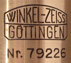 Winkel-Zeiss 79226: Signatur